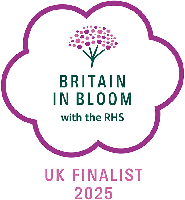 Britain in Bloom logo