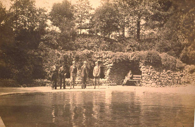 Image of men in the dripping wells